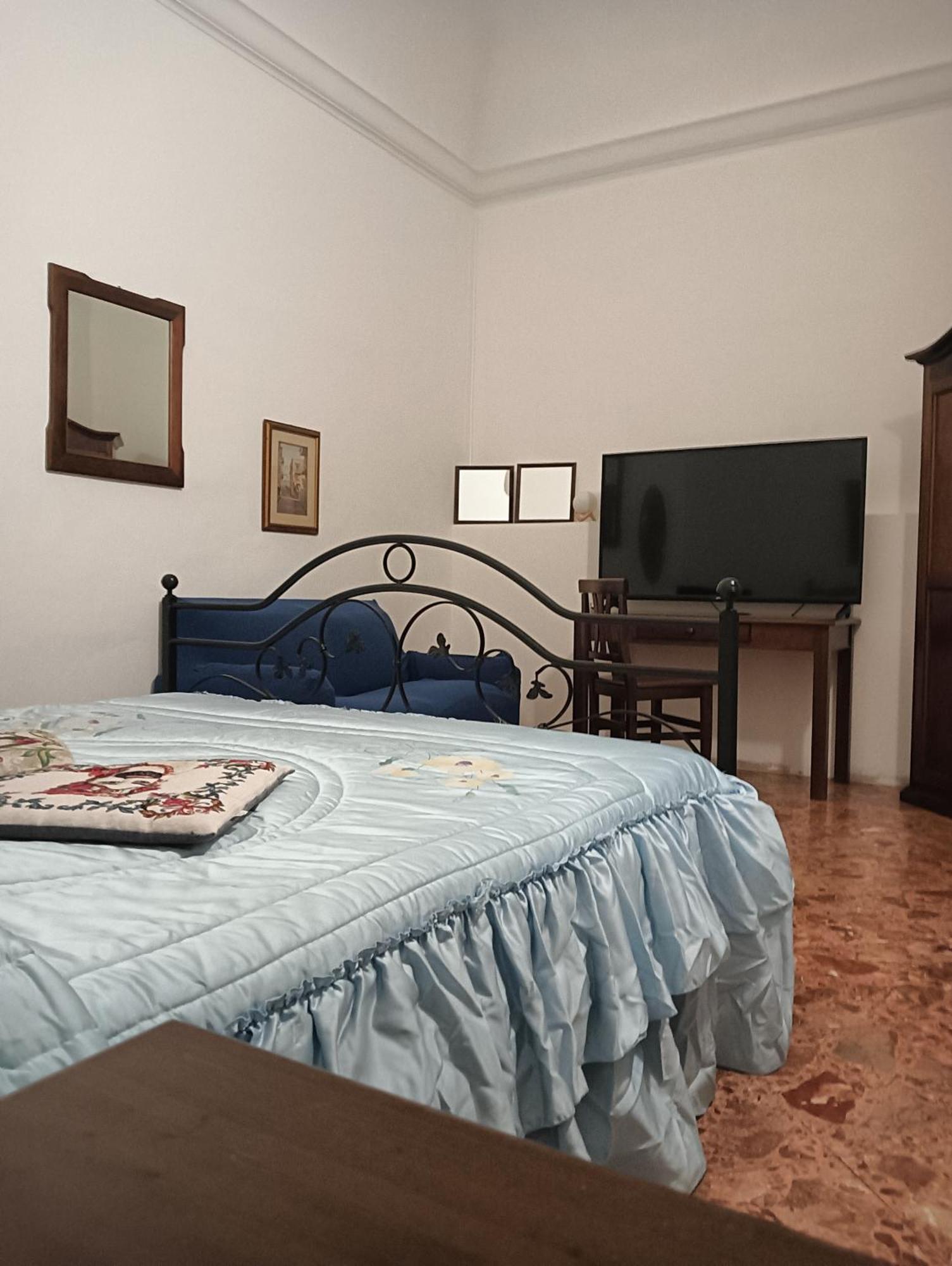 Arco Del Vescovo 2 Apartment Acireale Exterior photo
